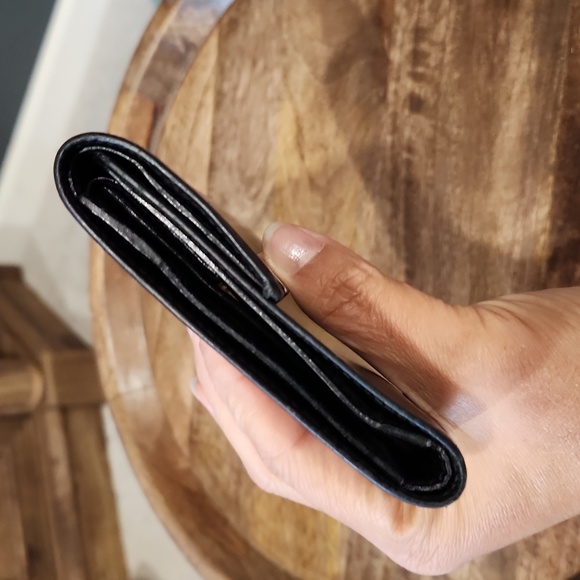 《 Prada 》 Nero Leather Tri Fold Wallet - Picture 13 of 14